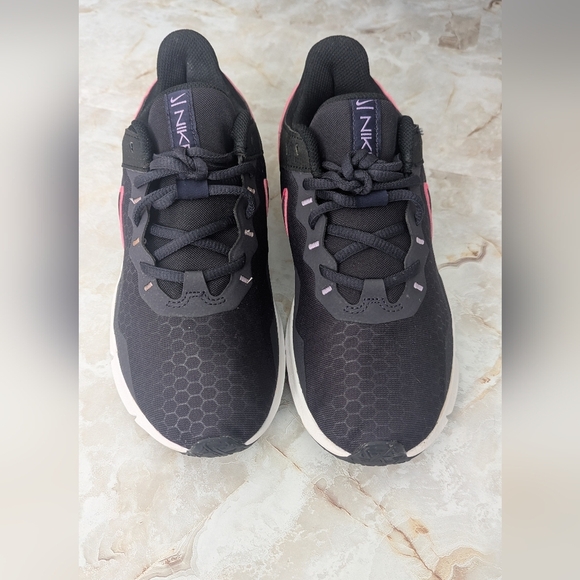 Nike Women's Legend Essential 2 Trainers Shoes Size 8 - Picture 14 of 16